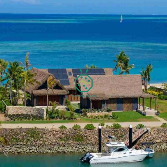 Synthetic tiki bar thatch roof covering