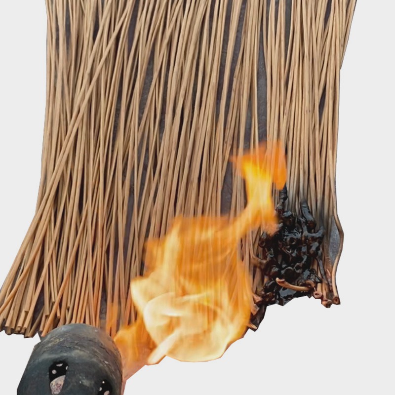 중국 제조업체의 인공 갈대 초가 지붕용 내화 테스트